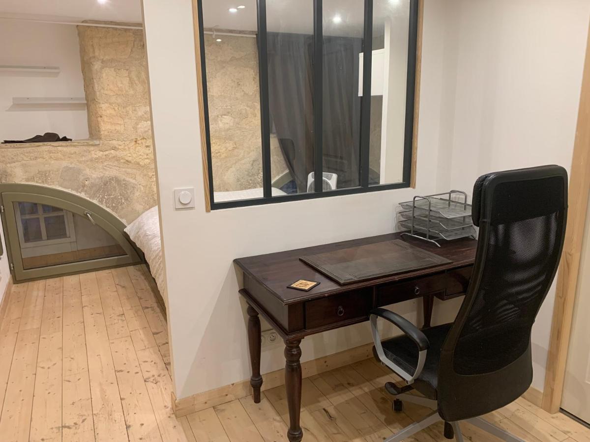 Appartement Cosy Avec Climatisation Et Patio Centre Historique De Bordeaux Bordéus Exterior foto